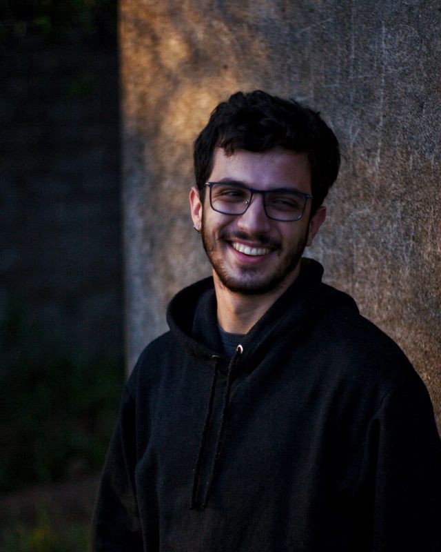 Bernardo, professor(a) da Belsy Language Academy