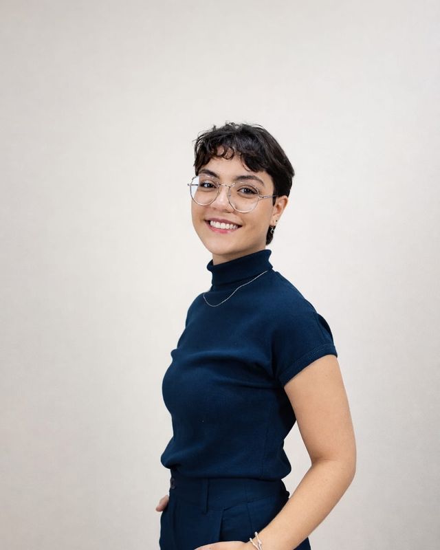 Camila, professor(a) da Belsy Language Academy